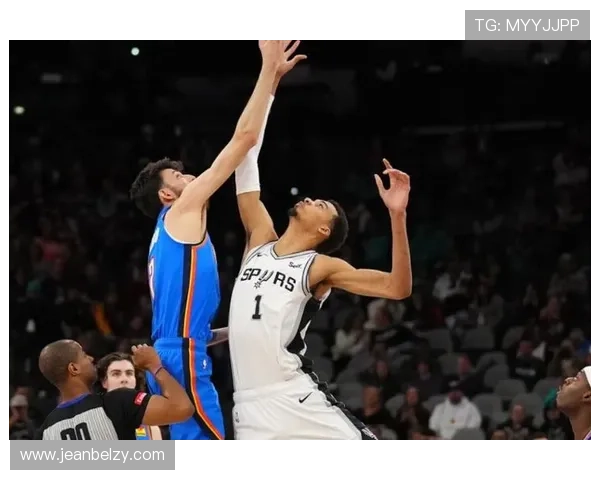 文班亚马上演逆天上篮！NBA28日五佳球震撼呈现