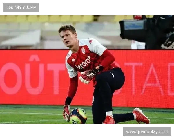 努贝尔拒绝外租选择永久转会诺伊尔续约将影响未来去向